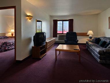 Super 8 By Wyndham Rice Hotel 2*