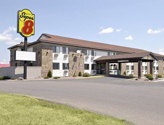 Super 8 By Wyndham Rice Hotel
