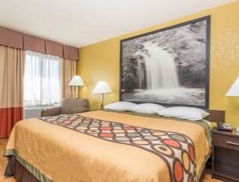 Super 8 By Wyndham Rice